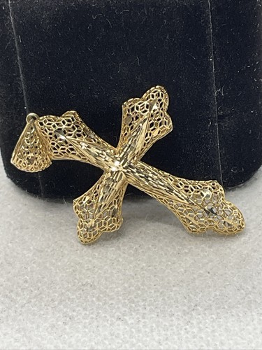 VINTAGE HANDMADE 18K Yellow Gold Diamond Cut Filigree CROSS Charm Pendant 3.5gr. - Picture 12 of 19