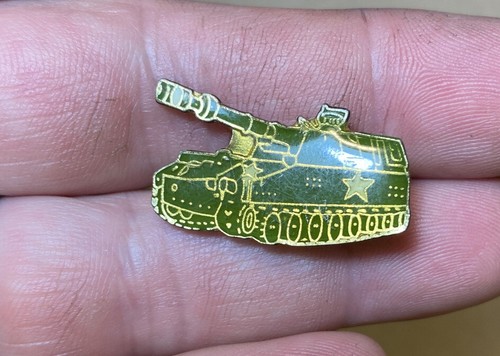 Lotto spille vintage (5) Ak47,airborne,tank,jet,semi camion - Foto 5 di 6