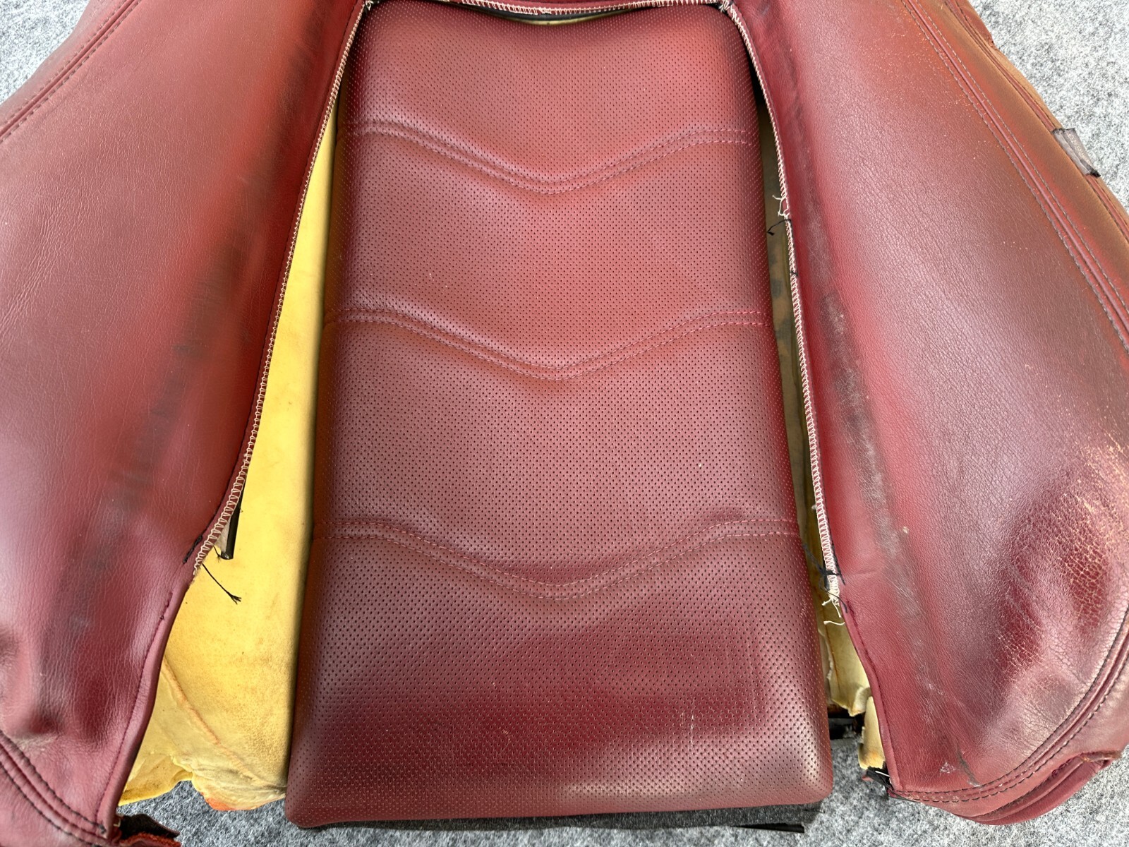 LEFT FRONT SEAT UPPER LEATHER CUSHION OEM 08-19 MASERATI GRANTURISMO M145