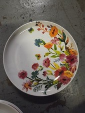 4 Round Floral Dinner Plates and Bowl, White & Multicolor Flower Pattern, Adults