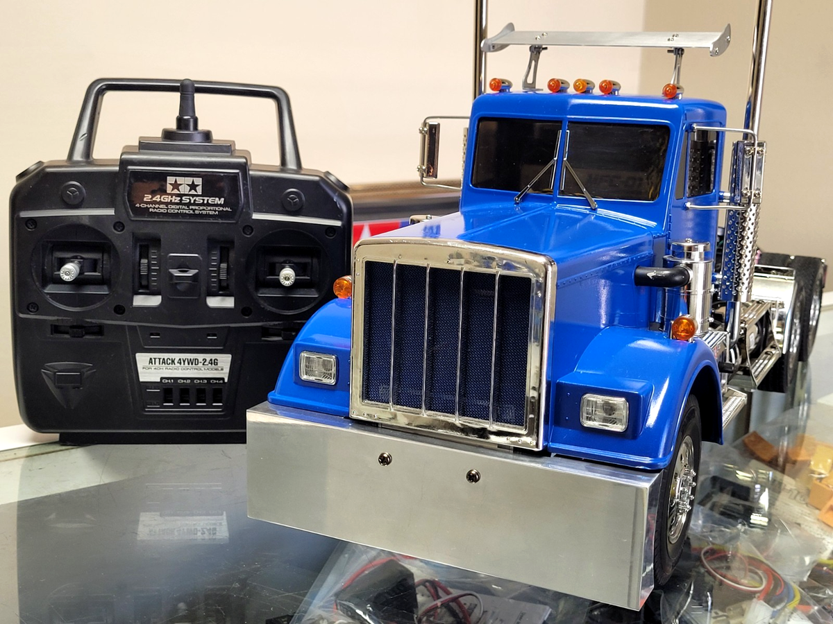 RC Model 4-Channel LED Lighting System For 1/14 Scale Semi-Truck Customization