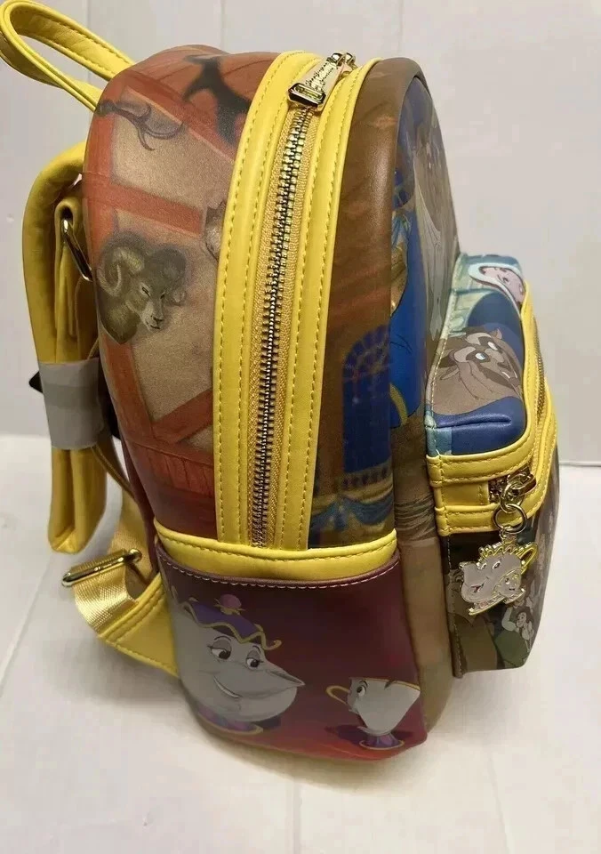 Mini mochila Loungefly Disney La Bella y la Bestia CAMPANA Escena Princesa Foto 2 de 4
