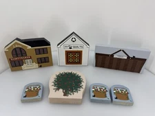 The Cats Meow Village Lot of 7 Ada Maes Quilts Basketmaker Worlds Larges Basket