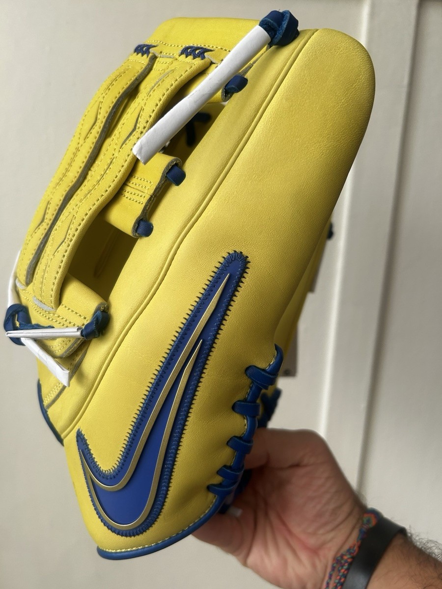 Nike 12.75 Vapor Elite Baseball Glove Ronald Acuña Jr. Yellow RHT