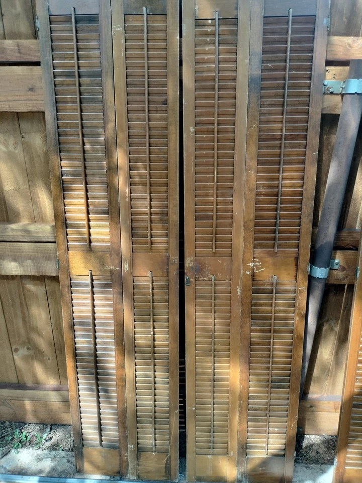 Persianas interiores de madera vintage para ventana de plantación 34 pulgadas por 70 pulgadas Foto 2 de 4