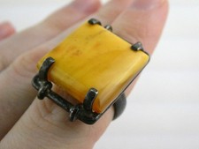 Vintage Sterling Silver Modernist Setting Butterscotch Amber Ring Size 7.5 10.3g