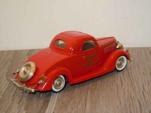 1936 Ford Three Window Coupe "Chief 24th Battalion" van 43rd Avenue AA5 *6842 - Picture 2 of 3