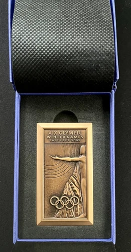 SALT LAKE OLYMPIC PARTICIPATION MEDAL ORIGINAL w/ BOX - product listing photo