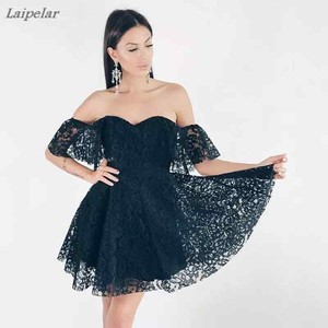 vestito spalle scoperte