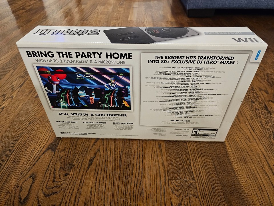 DJ Hero 2 Bundle (Wii, 2010) Avec Platine - Très Bon état