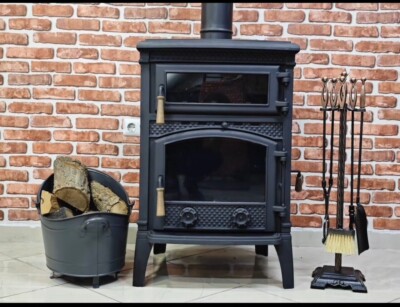 STOVE - FIREPLACE SIDE GLASS SIDE DOOR CAST IRON COOKER