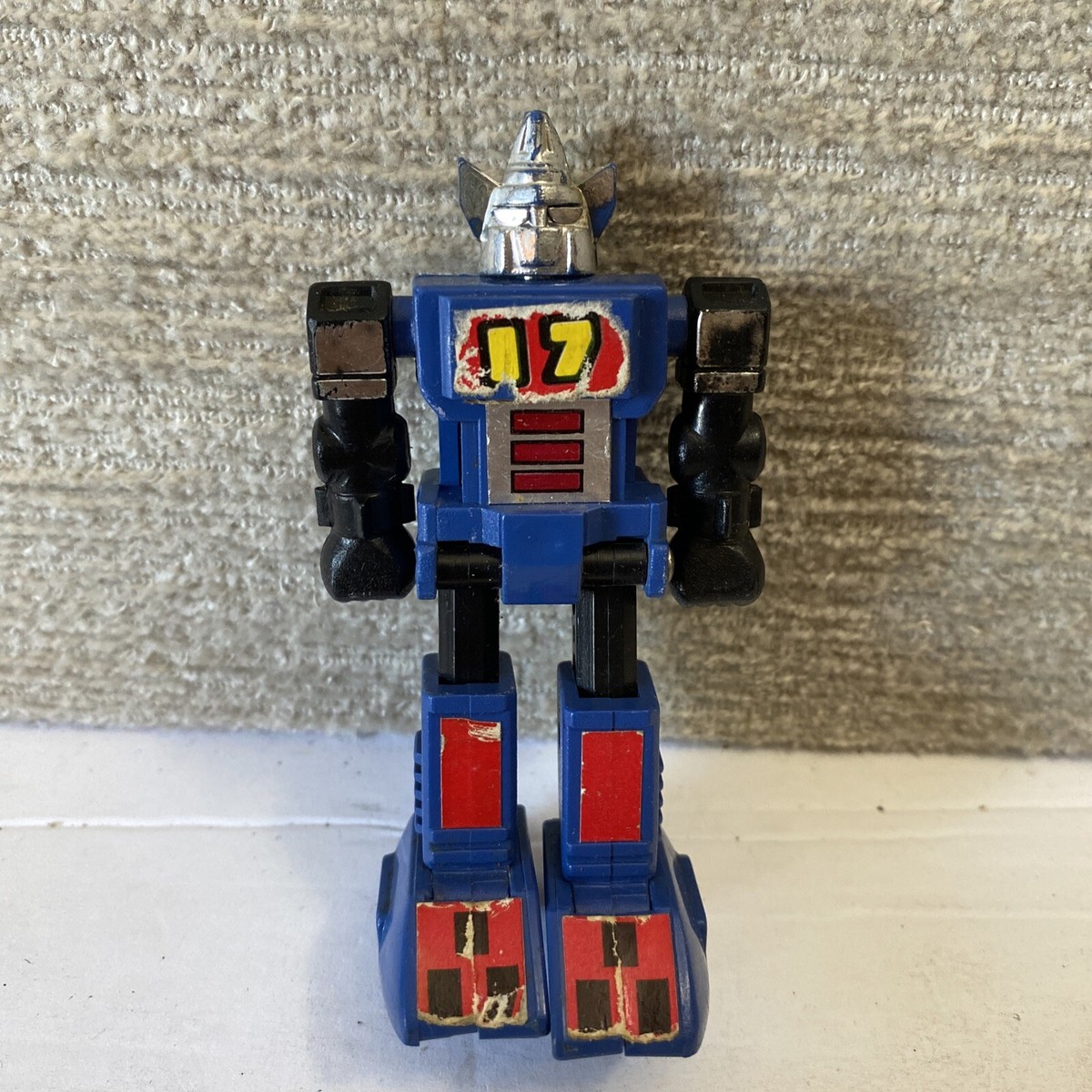 Vintage 1980s Bandi GoDaikin Mini Daitetsujin 17 Robot Toy Figure