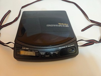 Technics SL‑XP2 Portable CD Player – 1990 Vintage Made in Japan