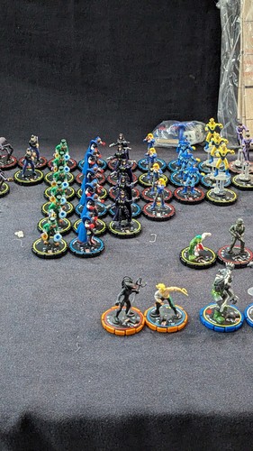 Wizkids Hero Clix DC Lot! Over 75 Miniatures! Superman! Gorilla Grodd! Doomsday! - Picture 8 of 14