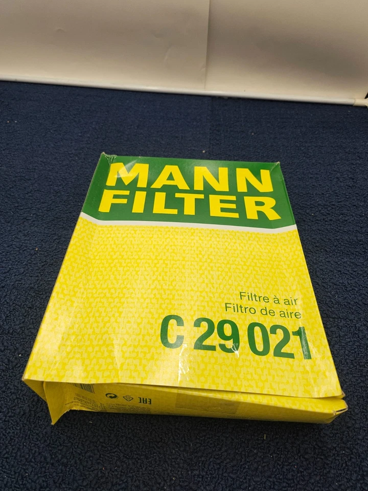 Filtro de aire Mann Filter C 29 021 para Volvo S60 V60 Cross Country 2024 Foto 4 de 4