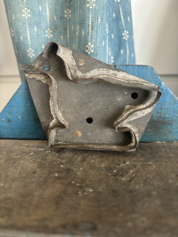 Antique Dark Tin Bird Cookie Cutter  Primitive American Country Find