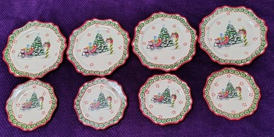 8 pc Temptations 'Old World Holiday' (4) 8'' Salad/dessert, (4) 10.5'' plates, NEW