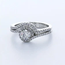 Engagement Ring Set Platinum Halo 1.29 Carat Round Lab-Grown Diamond D VS1