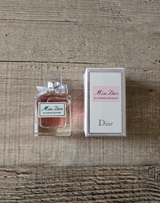 Dior Miss Dior Blooming Bouquet Mini Dabber Eau De Toilette  5ml NIB