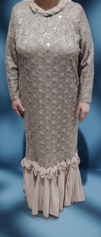 Mother of the Bride/Groom gold Evening Gown with Sequins, Size 16