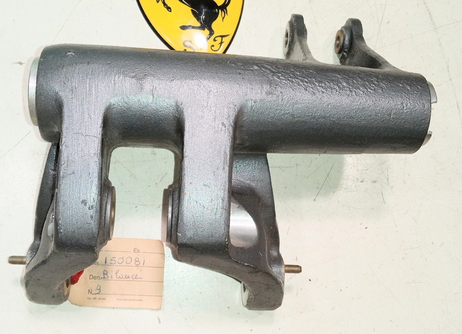 Ferrari F50 Rear Suspension Shock Absorber Control Rocker Arm Bracket_150081_LH