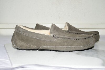 UGG ASCOT SLIPPER SHEARLING LINED Suede Gray Men US 9 | eBay display picture 1