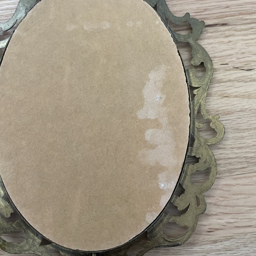 Vintage Brass Oval Ornate Convex Flowers roses Picture Frame Made In Italy - Picture 7 of 9