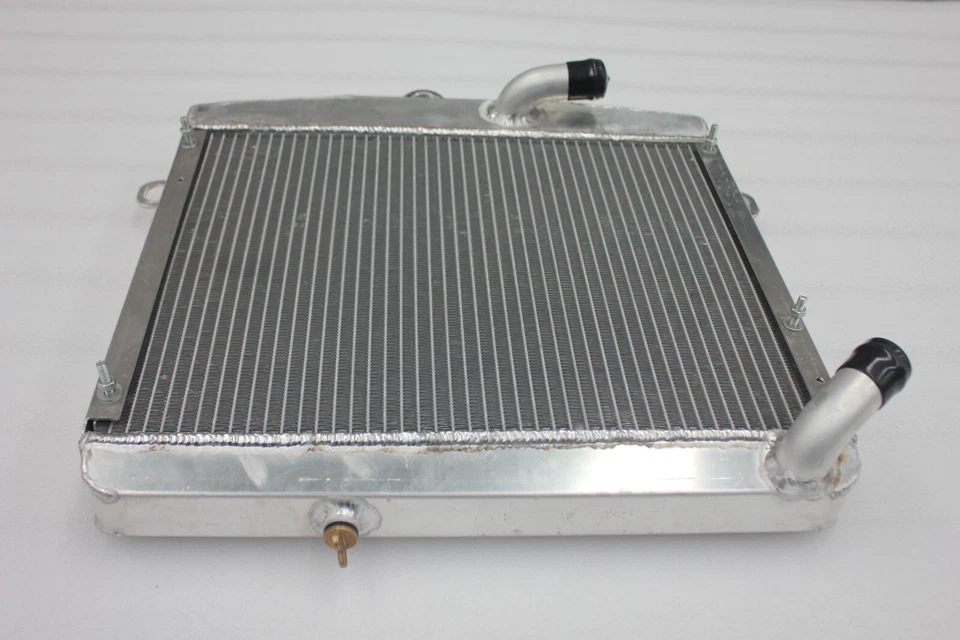 Fit Alfa Romeo 105 / 115 1300/1600/1750/2000 1968 - 1979 铝散热器 — 第 3/4 张图片