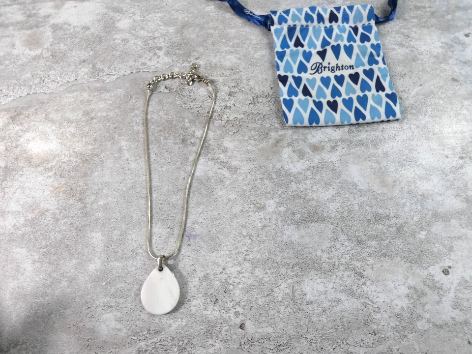 Collar colgante Brighton Shell plata perlas joyería con bolsa Foto 3 de 4