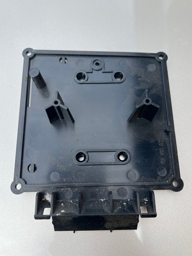 VW T3 BUS DOKA Trägerplatte Träger Kombiinstrument Tank/Kühlw. 251919075 84-92