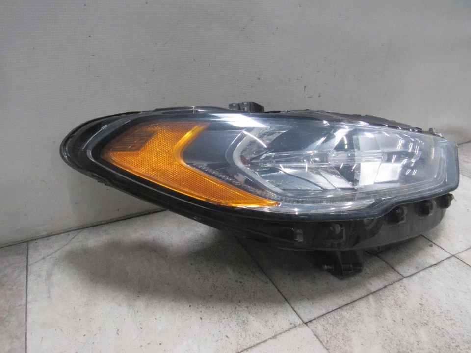 Conjunto de faro derecho FORD FUSION 17 18 19 20 Foto 2 de 4