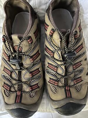 Nevados Men's Brown  Low-Cut Hiking Size 8.   Toggle