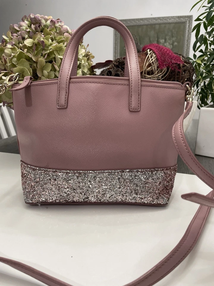 Kate Spade Pink Court Glitter Crossbody Handbag. - Image 3 of 4