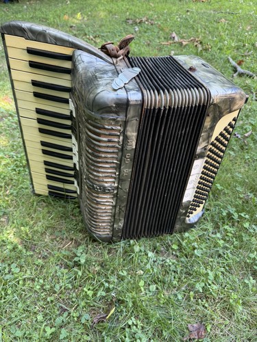 HOHNER Tango IIM Piano Accordion 96 Bass 41 Treble 3 Register Silver Vintage