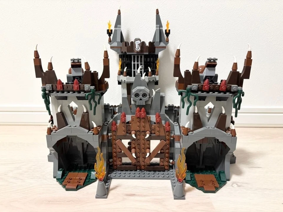 LEGO Castle Fantasy Era Trolls' Mountain Fortress 7097 In 2009 Used W/Manuals P2 - Image 2 of 4