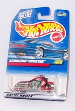 1:64 HOT WHEELS 1998 SCORCHIN' SCOOTER RED #1075 24089 NIP