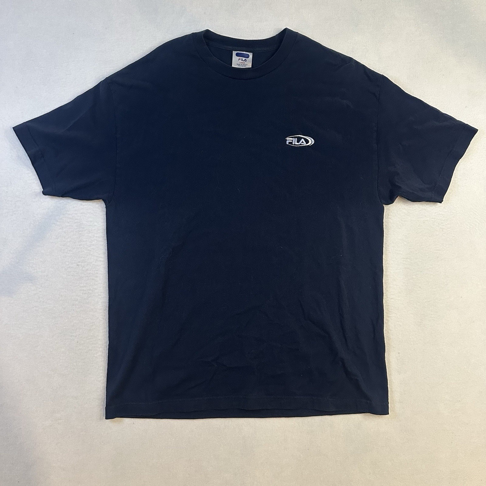 Vintage Fila logo ricamato blu navy minimal uomo streetwear grande us intime ottimeioni cond an