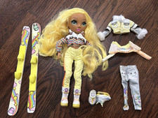 Rainbow High Winter Break Sunny Madison