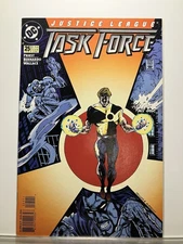 JUSTICE LEAGUE TASK FORCE #25 (1995) DC COMICS- SAL VELLUTO COVER- VF/NM