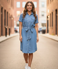 Untuckit Women's 6 Blue Short-Sleeve Point Collar Chambray Shirt Dress
