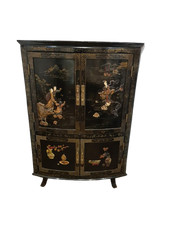 Antiker chinesischer Eckschrank – Holz Speckstein, handbemalt