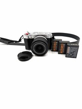 Imagen de Fujifilm X-M5 Mirrorless Camera with XC 15-45mm f/3.5-5.6 Lens, Shutter 1519