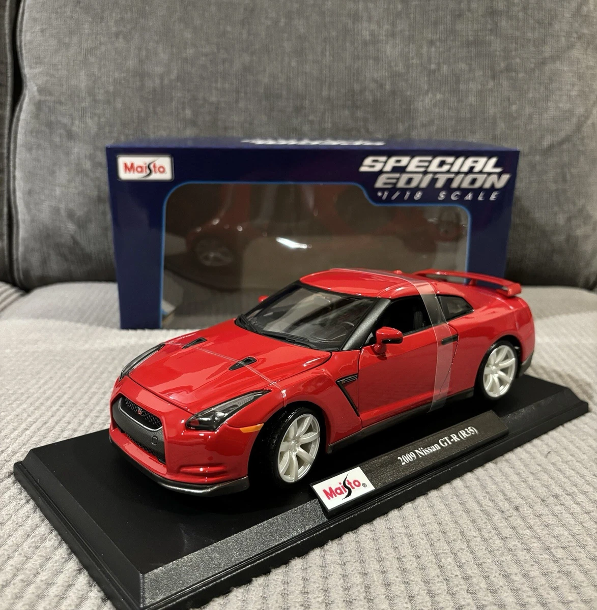 Maisto Nissan 1:18 Scale Diecast Cars, Trucks & Vans for sale - eBay