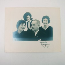 Photo President Lyndon B. Johnson with Wife Lady Bird & Daughters Vintage 1963