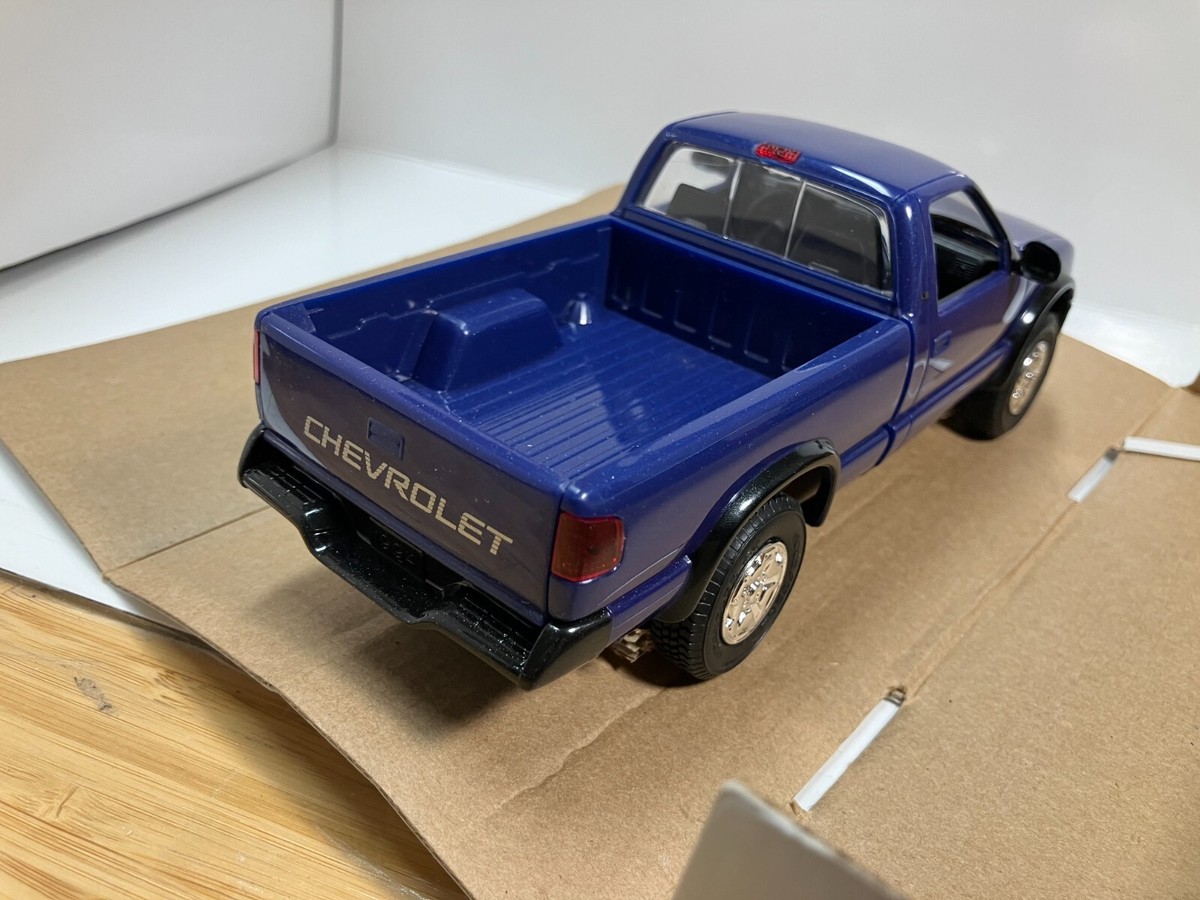AMT 1/25 chevy s-10 トラッキン プラモデル完成品 AMT 1/25 chevy s-10 トラッキン プラモデル完成品 - メルカリ