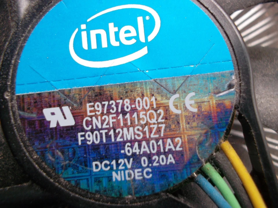 Intel Boxed Kühler, für Sockel LGA 1155 , Core i3 , Core i5,  Core i7, 4 Pin PWM - Bild 2 von 4