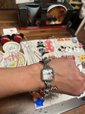 Walt Disney, Mickey Mouse, Silverton, Watch Strawberry