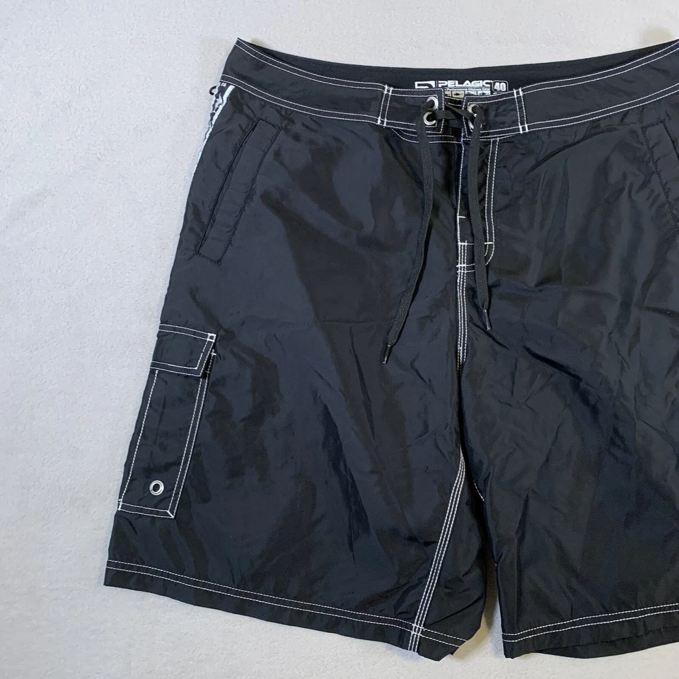 Черные мужские шорты PELAGIC размер 40 Performance Offshore Gear глубоководные гибридные б/у в отличном состоянии - Изображение 3 из 4