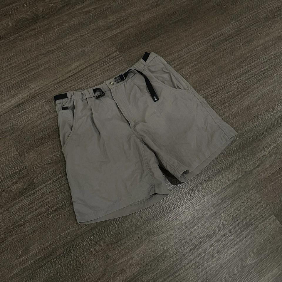 Columbia GRT Mens Size Large Gray Shorts - Buiit in Belt - Pockets - Outdoors - Image 2 of 4