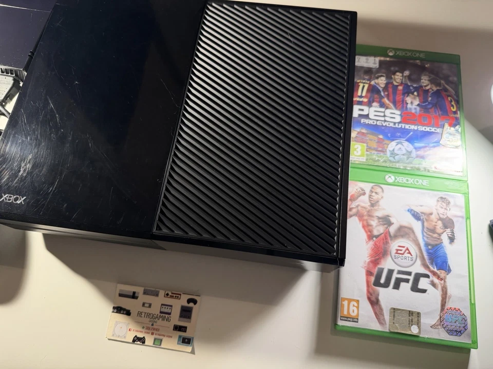 MICROSOFT XBOX ONE 500 GB COMPLETA CON CONTROLLER OTTIMO STATO 2 Giochi - Immagine 3 di 4